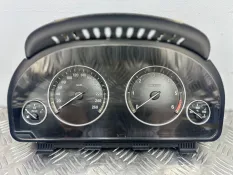 Панель приборов BMW X5 F15