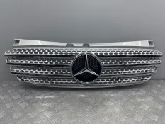 Решетка радиатора Mercedes Viano W639