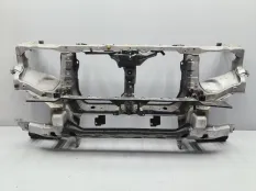 Передняя панель передняя Mitsubishi Pajero V90