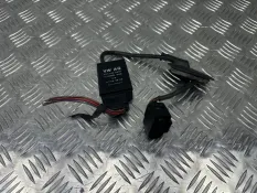 Блок управления бензонасосом Volkswagen Passat B6