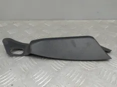 Накладка фонаря задняя правая Audi A8 D4