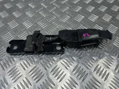 Замок багажника Audi A8 D4