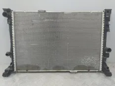 Радиатор охлаждения Mercedes CLA C117 M270.910