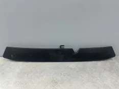 Накладка бампера передняя Audi A8 D4