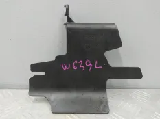 Дефлектор радиатора левый Mercedes Viano W639