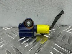 Датчик удара передний Mercedes C-Class W204