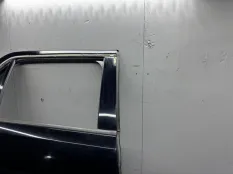 Дверь задняя правая Ford Explorer 5 U502