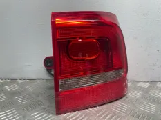 Фонарь задний правый Volkswagen Touran 1T3