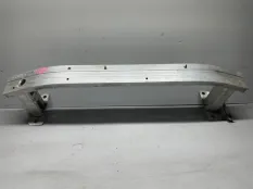 Усилитель бампера передний Renault Captur J87