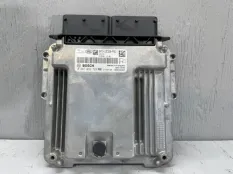 Блок управления двигателем Jaguar XE X760 2.0T