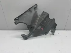 Защита двигателя правая Land Rover Discovery 4