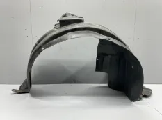 Подкрылок передний правый Toyota Brevis G10