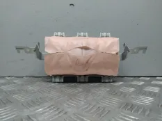 Подушка в торпеду Mazda 3 BM