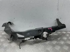 Крепление фары правое BMW 3 E90