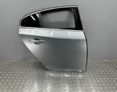 Дверь задняя правая Volvo S60 FS