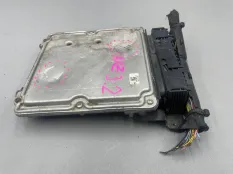 Блок управления двигателем Volkswagen Passat B6