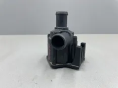 Водяная помпа Audi A4 B8 2.0T CDN