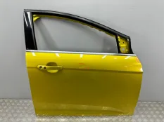Дверь передняя правая Ford Focus 3 CB8