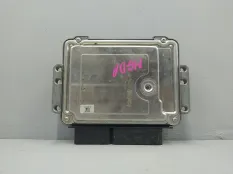 Блок управления двигателем Ford Focus 3 CB8 2.0