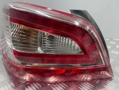 Фонарь багажника задний левый Nissan Teana L33