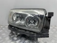 Фара ксенон передняя правая Subaru Forester SG