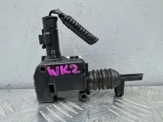 Актуатор лючка бензобака Jeep Grand Cherokee WK2