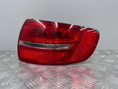 Фонарь задний правый Audi A3 8P