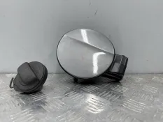 Лючок бензобака Volkswagen Passat B6