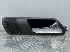 Ручка двери задняя правая Volkswagen Passat B6