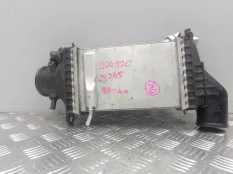 Интеркулер Mercedes C-Class W205 2.0 274.920