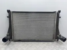 Интеркулер Volkswagen Golf 7 2.0T CHH