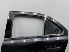 Дверь задняя левая Suzuki Kizashi RE