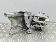 Подушка двигателя левая Audi A5 F5 2.0 CVK