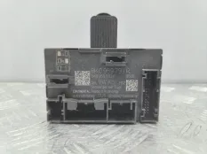 Блок управления дверьми передний левый Audi A4 B8