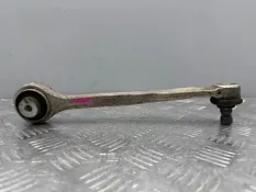 Рычаг верхний передний правый Audi A4 B9