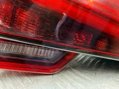 Фонарь багажника задний левый Audi A4 B9