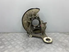 Кулак задний левый Audi A4 B8 ALLROAD