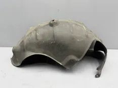 Подкрылок задний правый Mazda 3 BP