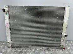 Радиатор охлаждения BMW 5 E60 N62B44AA 4.4