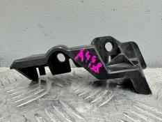 Крепление бампера переднее правое Audi A4 B8