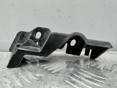 Крепление бампера переднее левое Audi A4 B8