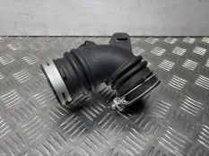 Патрубок воздушного фильтра Toyota Vitz NSP135 1.3