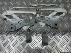 Петли капота Audi A4 B9