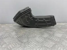 Воздухозаборник Audi A4 B8