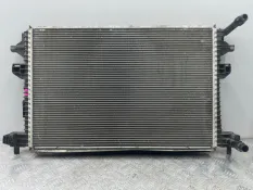 Радиатор охлаждения Volkswagen Passat B8 2.0TD DFC