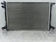 Радиатор охлаждения Audi A4 B9 2.0T CYR