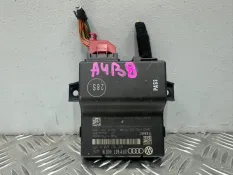 Блок управления Audi A4 B8