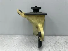 Бачок гура Jaguar XF X250 3.0 AJ30