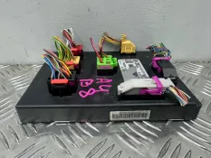 Блок управления Audi A4 B8