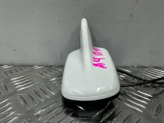 Антенна Audi A4 B9